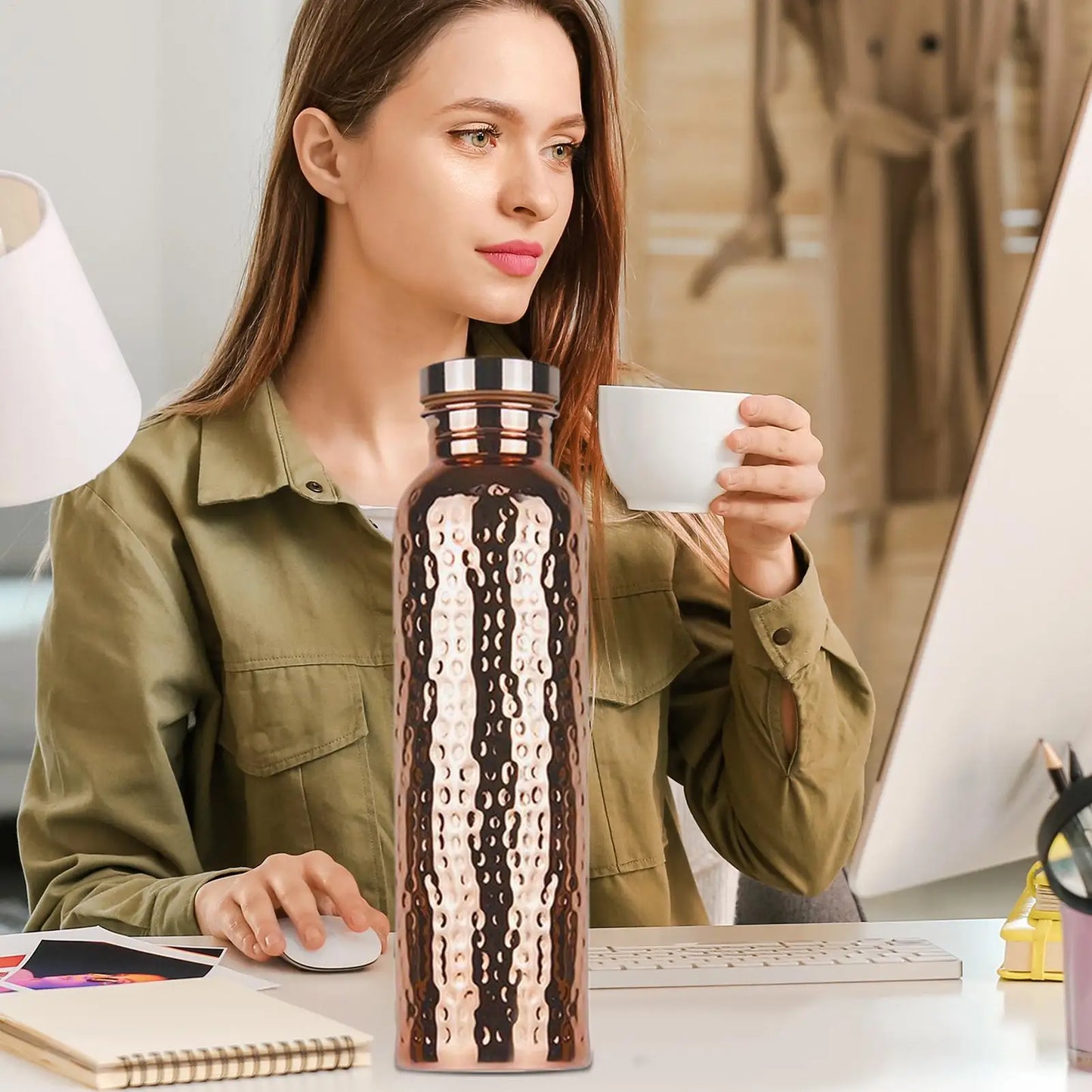 Copper Water Bottle for Drinking Leakproof Insulated Water Bottle Portable Leakproof 27Oz Cup for Hydration Gym Outdoor Hiking